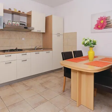 1 Bedroom Gorgeous In * بودْسْتغانا